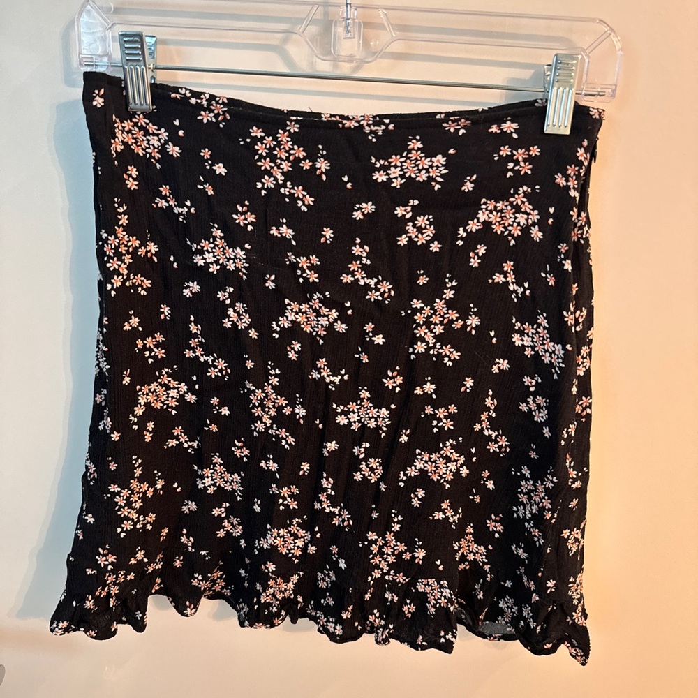 Abercrombie & Fitch Black Floral Mini Skirt